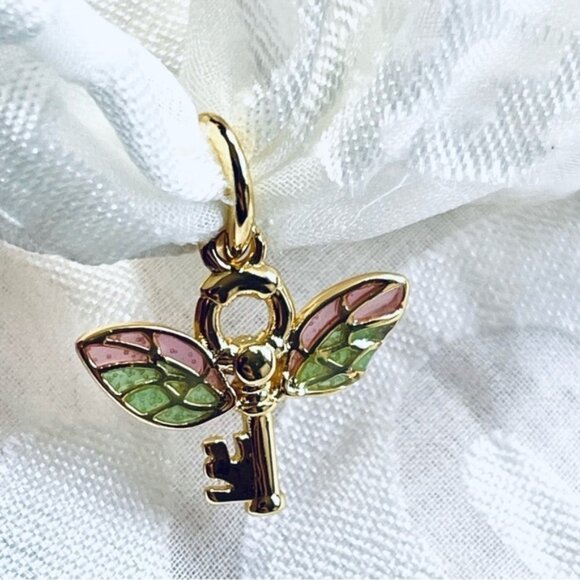 ⚡✨ NWOT Winged Key Charm – Harry Potter Magic 🗝️ - Picture 4 of 10